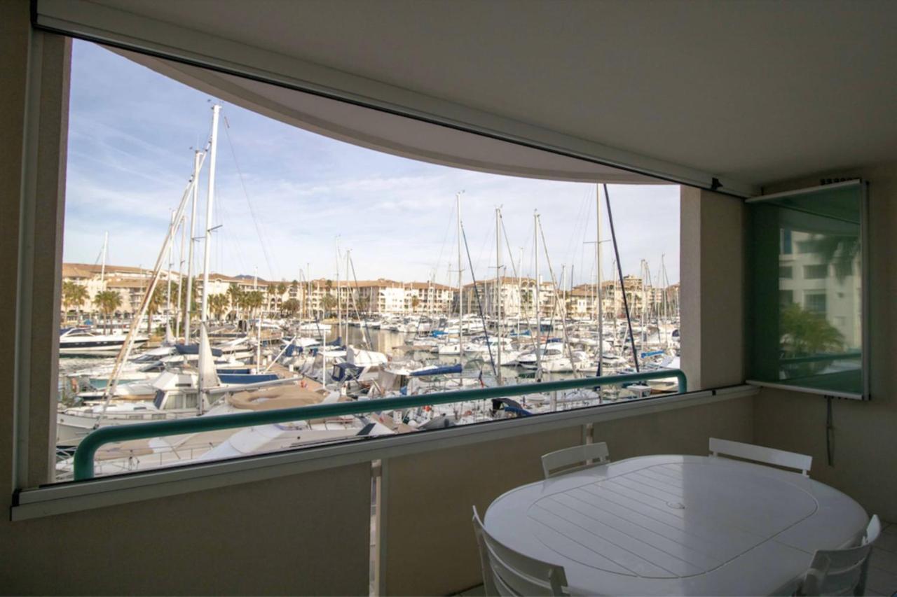 Apartment With Balcony And View On The Port Fréjus Exteriér fotografie